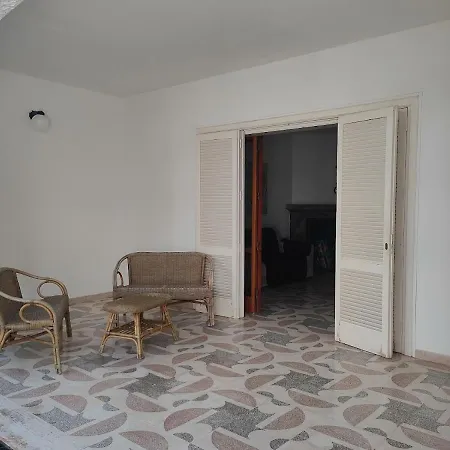 Elios, 400 Metri Dal Mare A Baia *